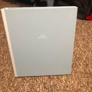 The knot wedding planning book